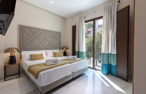 BiBo Suites Real Chancilleria - Photo 30