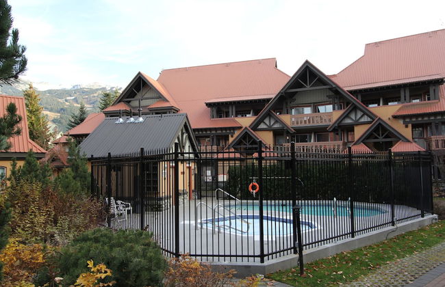 Sunpath Condos by Whistler Retreats - Photo 30