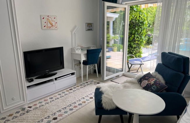 Uitzicht op het Zwembad - Foto 5