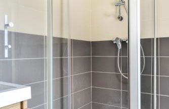 L'Émeraude de la Cité - Netflix - Clim - Proche Cité - Foto 13