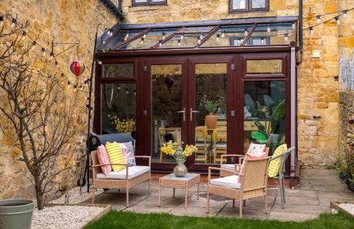 Chipping Campden Shabby Chic on Famous High Street - Photo 50