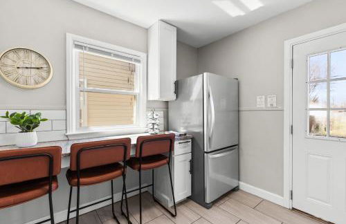 4 Bedroom Bungalow in the - Heart of Metro Detroit - Foto 19