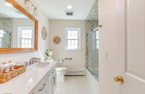 Walk to Beach Waterfront Mantoloking Gem with Deck! - Foto 17