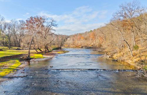 Riverfront w Hot Tub Game Room Fire Pit & More - Foto 4