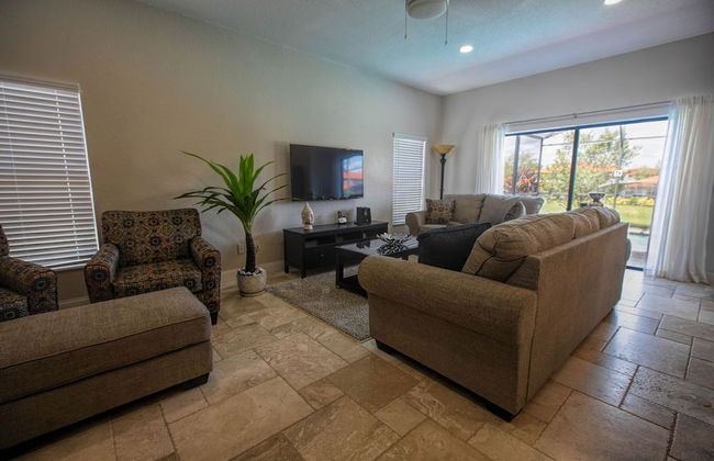 High Grove 5 Bedrooms & Private Pool - Foto 13