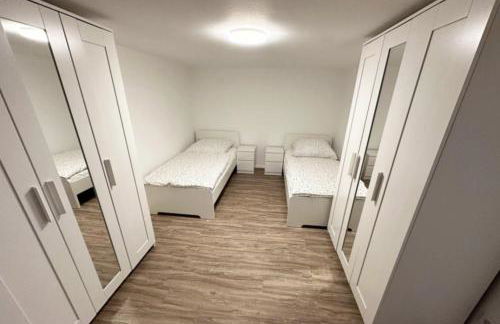 Work and Sleep Düsseldorf 6 Pers Bahnhofsnah Monteure und Gruppen D6 - Foto 1