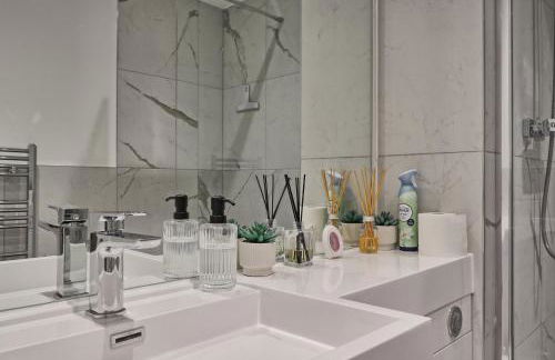 Homely & Lush 1 Bed Apartment at Trinity Point Gravesend, Suitable for Long Stay and Short Stay - Foto 30