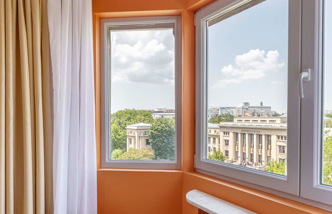 Playful Bright 1BR Near The Faculty of Law - Foto 8