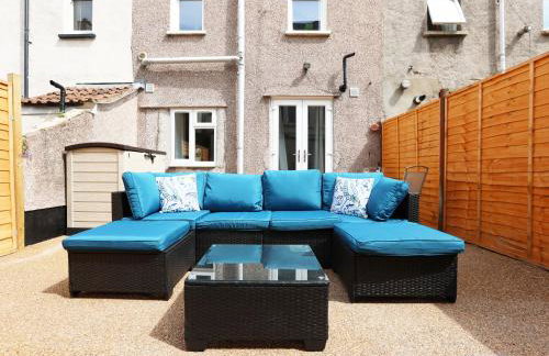 North Rd Apartment with Garden by N And N Stays Ltd, Close to vibrant Gloucester Rd with plenty of restaurants and shops near by, free on street parking - Foto 11