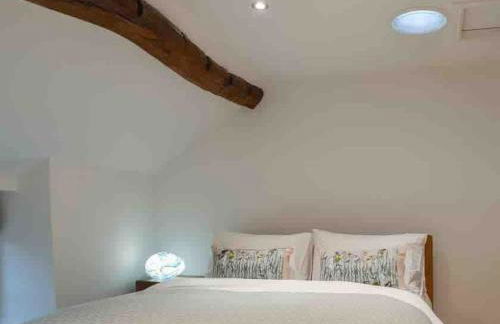 No6, Queens square - Photo 16