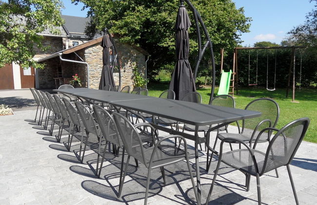 Modern Cottage With Private Garden in Waimes - Photo 28