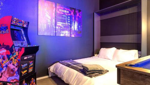 Austin Icon Group Mansion - 6min to Rainey Street - Foto 4