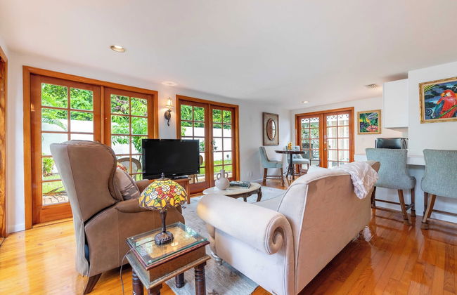 Las Olas Oasis by Avantstay Minutes to the Beach + Hot Tub - Foto 11