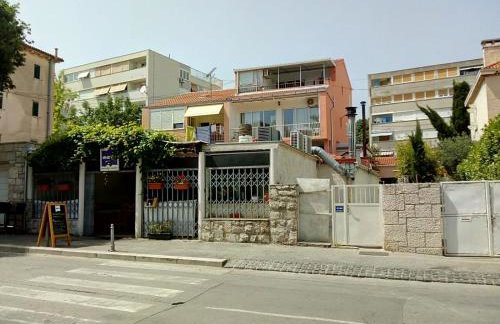 Sunshower apartment and studio - Photo 23