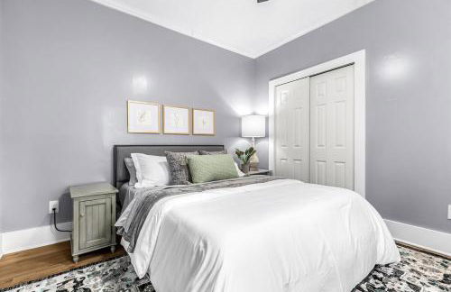 Spacious 4BR Home by Dtown Royal Oak - Photo 6