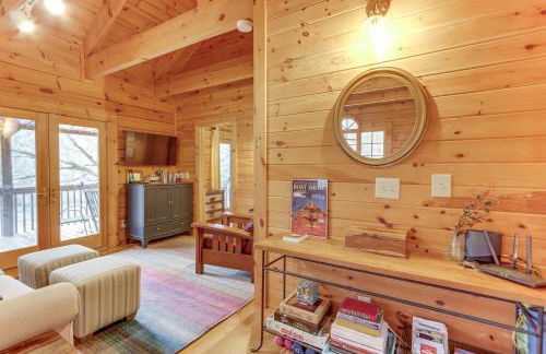 Toccoa Waterfront Hideaway Hot Tub and Fire Pit! - Foto 13