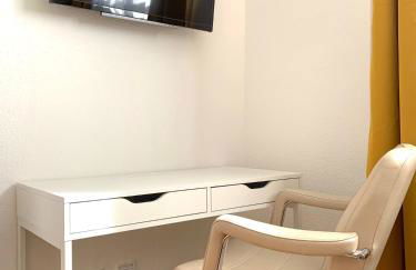 Alles komplett - 2 Schlafzimmer, große Küche, Bad - Photo 13