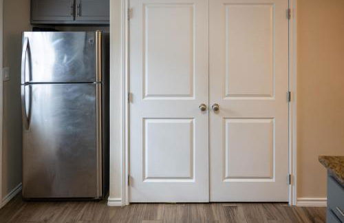 Fabulous King Size Bed in a Gated Neighborhood! - Foto 12