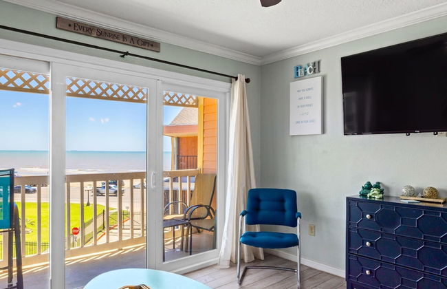 Charming Waterfront Condo - Foto 6