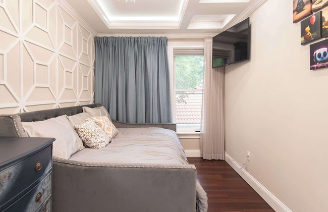 4 BDR Lake Geneva Estate Across From Beach! - Foto 6