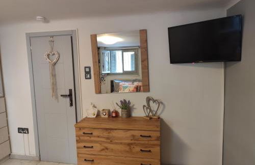 Anastasia's apartment with yard - Foto 11