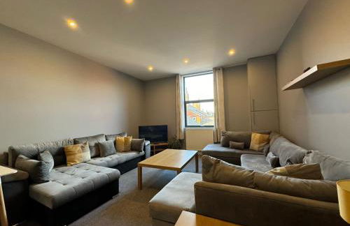 1 bed Apt close to Leeds Arena Sleeps up to 4 people F1 - Photo 2