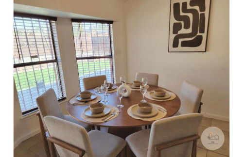 Spacious Family Friendly House 10 min to Zaragoza - Foto 7