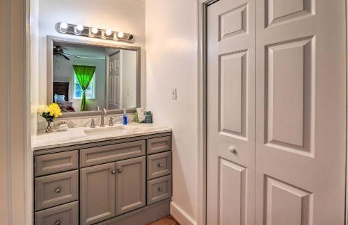 Convenient Jacksonville Home with Yard and Patio! - Foto 16