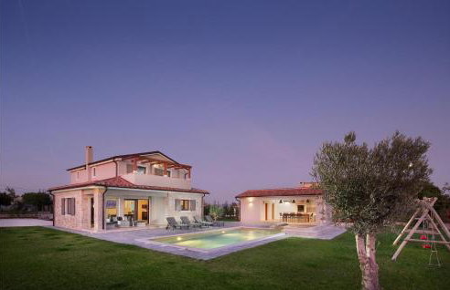 Villa Korat - Foto 1