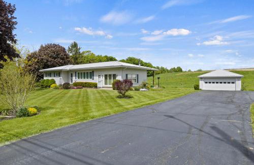 Charming Farmhouse Retreat - Foto 19