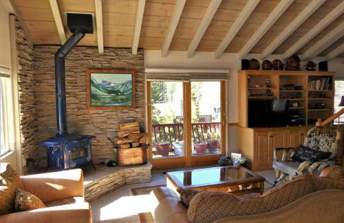 Dream Getaway-Secluded Hot Spa-Walk to Village-Walk to Pineknot Trailhead-Plus King Bed! - Foto 5