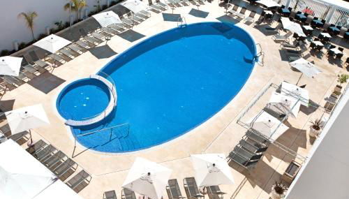 Aparthotel y Hotel Paguera Beach - Foto 3, sunbed