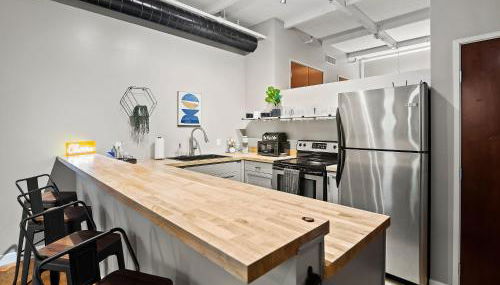 Lakefront Loft - Downtown - Shuffle Board Table - Foto 5