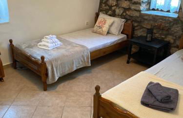 Mani Spot in Stavri - Photo 5