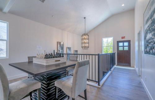 The Latitude Adjustment, located close to Golf,Sand Dunes, Reservoir & National Parks - Foto 23