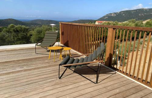 Contemporary Villa In Southern Corsica - Photo 20