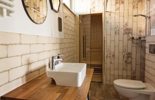 Siedlisko na wydmach, sauna,podgrzewane jacuzzi,domki klimatyzowane,starlink internet,parking - Photo 52