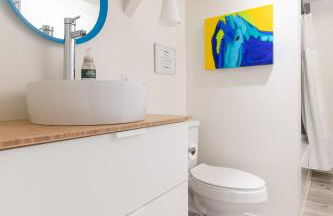 Peaceful Gem HotTub Fenced Yard & Near Downtown - Foto 17