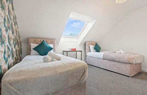 Luxury 5 bedroom House With FREE Parking and Pool Table - Foto 31