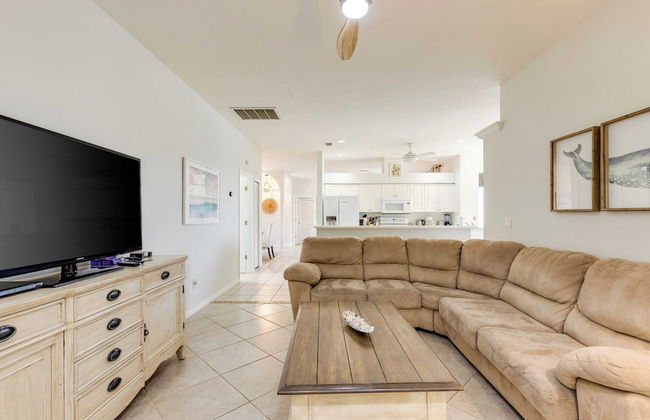 Private Pool, Pond Views, & Bonus Lounge in Gated Naples Community Drive to Dining & Sand - Foto 14