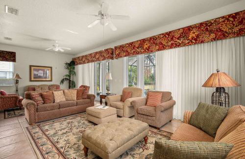 5BR home w private heated pool - Foto 25