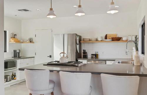 Palm Springs Haven - Pool, Hot Tub & Mountain Views - Foto 47