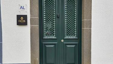 Ficus Suites - Photo 2