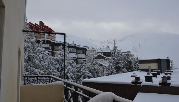 Apartamento Little Rest Gorbea Sierra nevada Zona baja, 4 pax, garaje, wifi - Foto 5