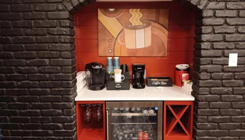 The Castle Hideaway Pool-16 plus-Guests-Game Room - Foto 5