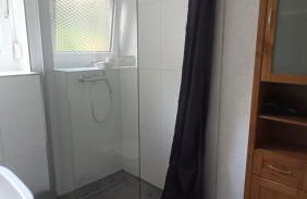 FeWo Deisterferien, 5 Minuten zur Landesgartenschau, Hunde kosten extra,Terrasse, Netflix, Wlan, A2, B65, bis 8 Personen - Foto 16