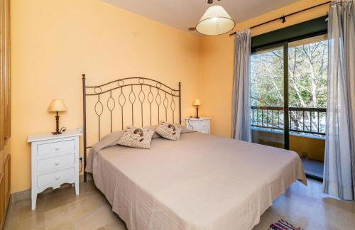 Spacious apartment in Marbella - Photo 12