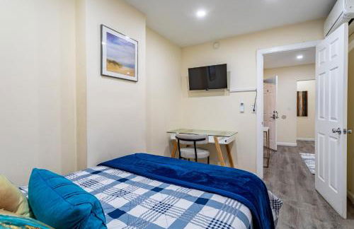 Luxe Retreat 2 Bedroom Hideaway Minutes from NYC - Foto 12