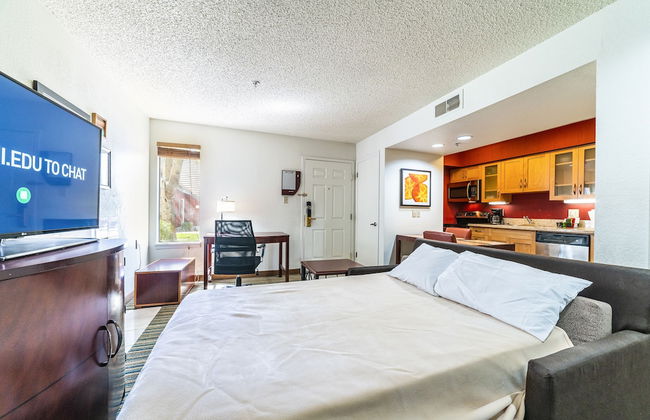 Metro Phoenix Extended Stay - Foto 63