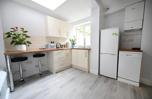 Wisteria Cottage Town Centre FREE PARKING - Foto 12